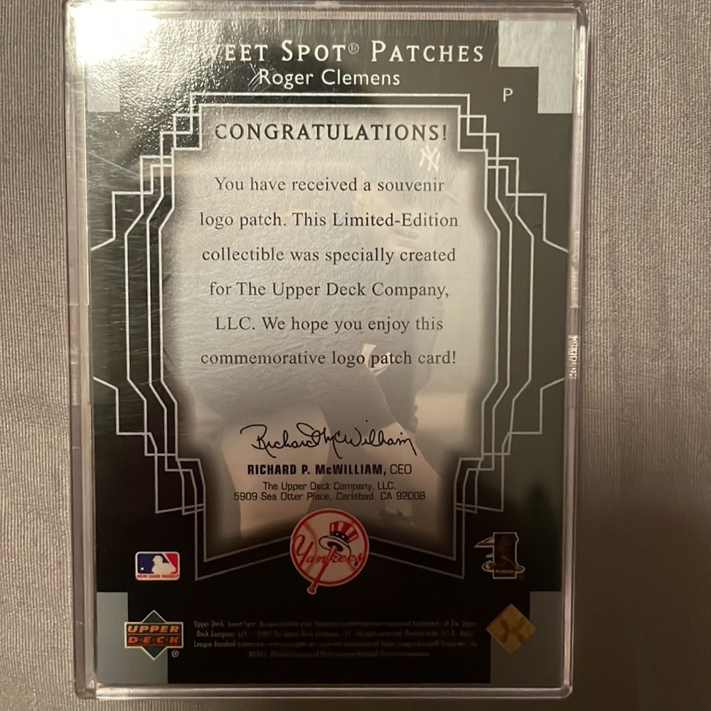 Roger Clemens Autograph baseball ⚾️ patch baseball card - Picture 8 of 9